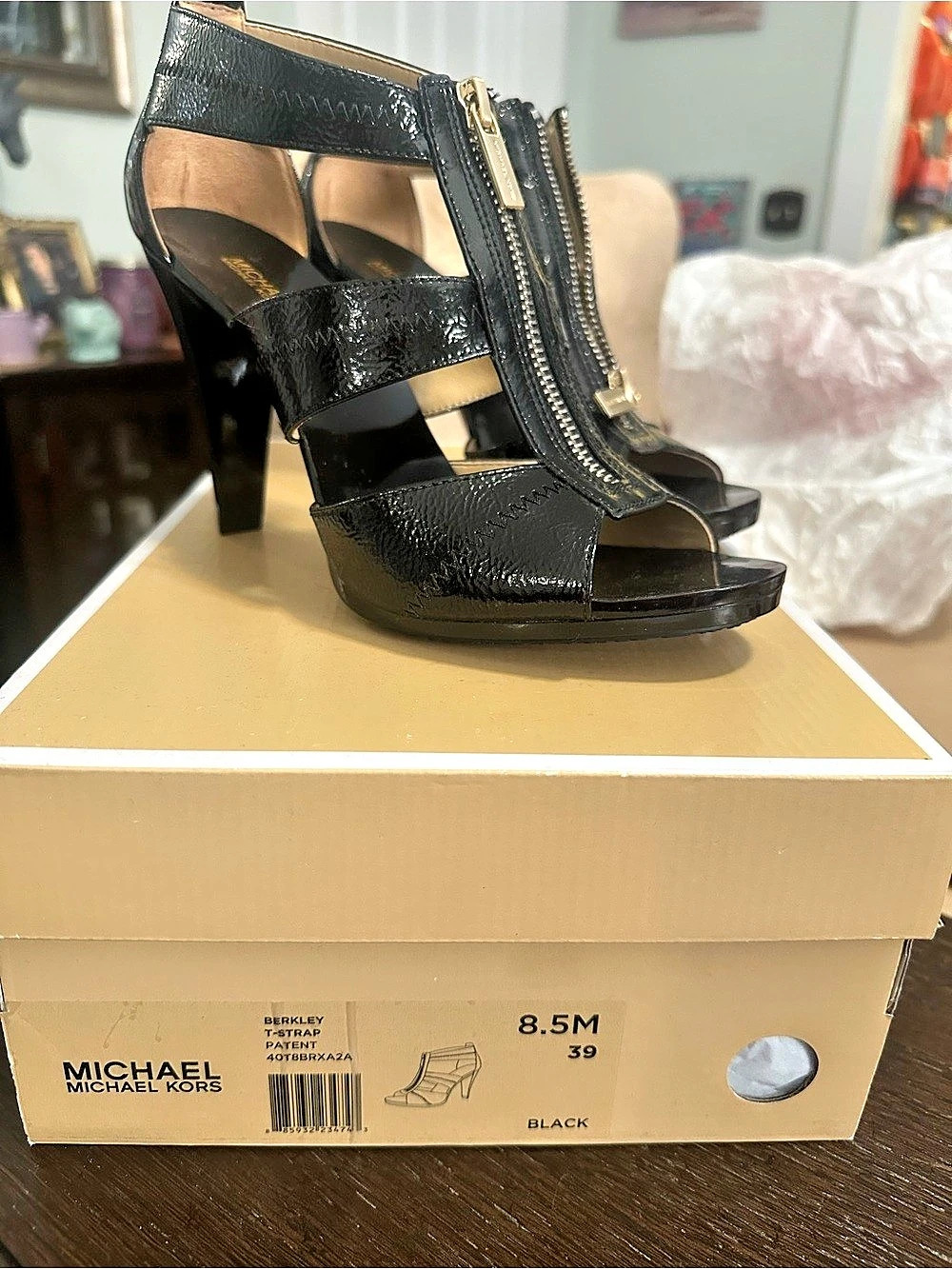 Michael Kors Berkley T-Strap Patent Sandal Black US 8.5